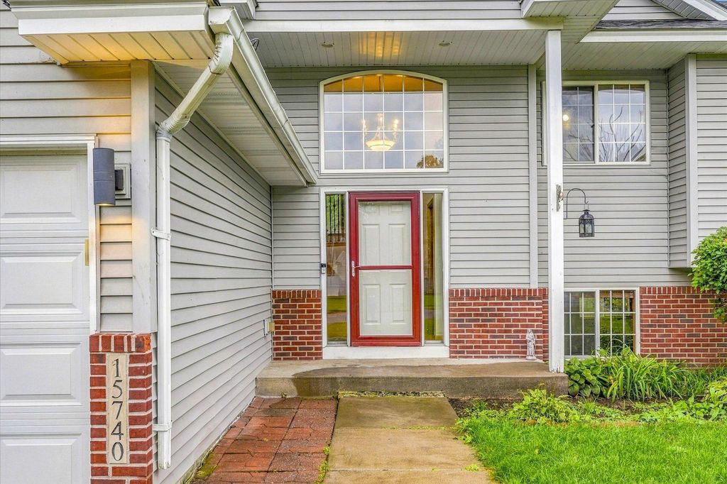 15740 Yellow Pine Street NW, Andover, MN 55304 — photo 2