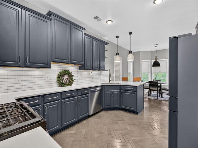 1566 Vine Leaf Drive, Powder Springs, GA 30127
