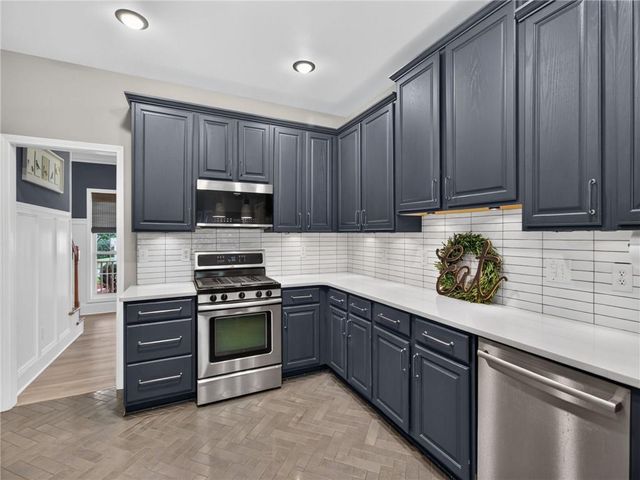1566 Vine Leaf Drive, Powder Springs, GA 30127
