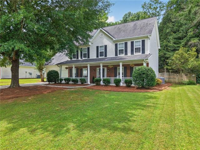 1566 Vine Leaf Drive, Powder Springs, GA 30127