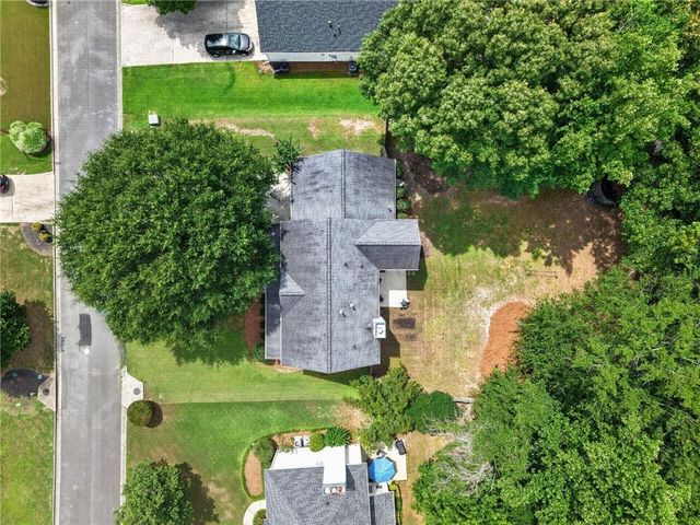 1566 Vine Leaf Drive, Powder Springs, GA 30127