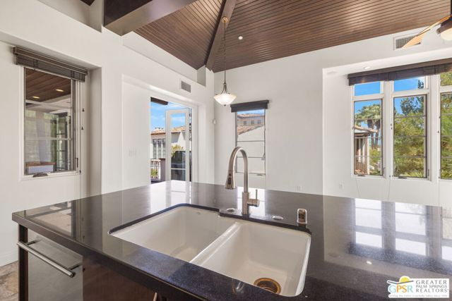 291 Calle Tranquillo, Palm Springs, CA 92262