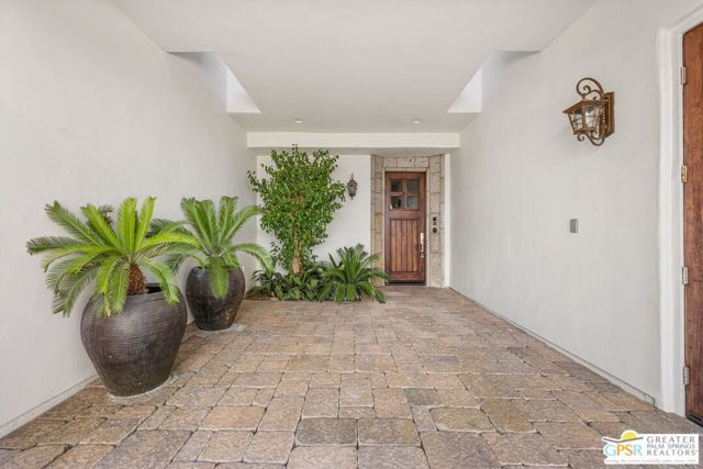 291 Calle Tranquillo, Palm Springs, CA 92262