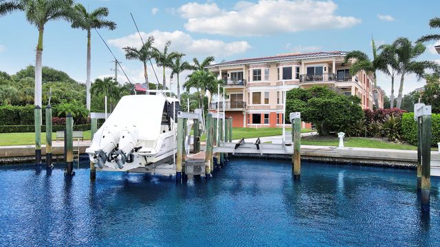 1405 NE Indian River Drive 9, Jensen Beach, FL 34957