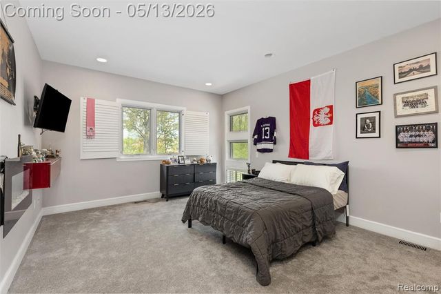 1789 Blue Heron Court, Bloomfield Hills, MI 48302