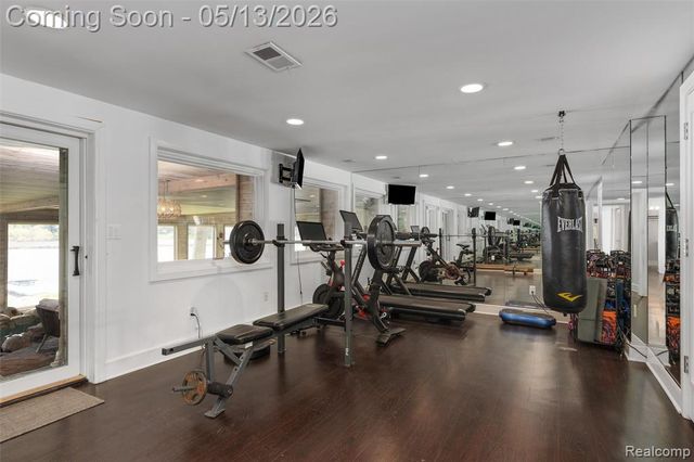 1789 Blue Heron Court, Bloomfield Hills, MI 48302