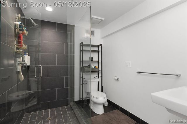 1789 Blue Heron Court, Bloomfield Hills, MI 48302