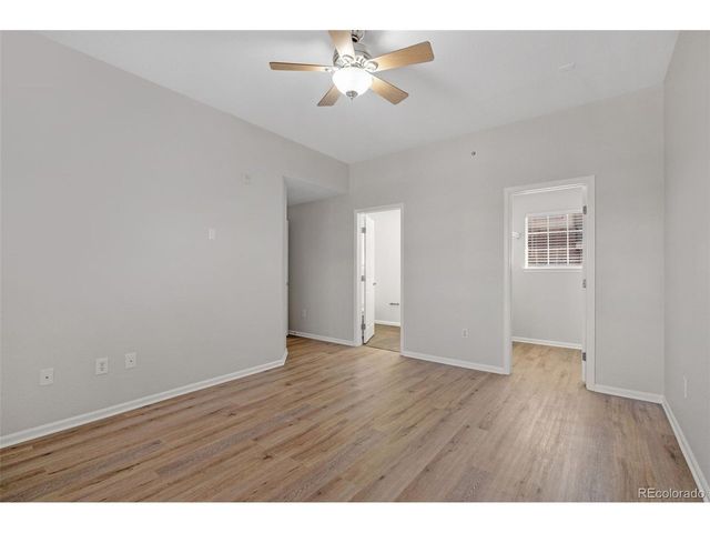 3884 S Dallas Cir 202, Aurora, CO 80014