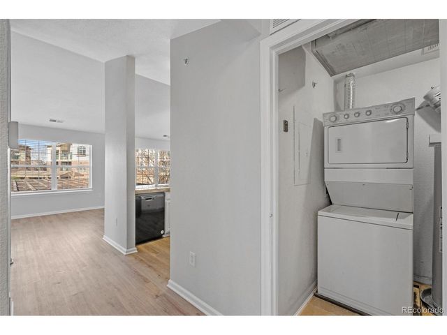 3884 S Dallas Cir 202, Aurora, CO 80014