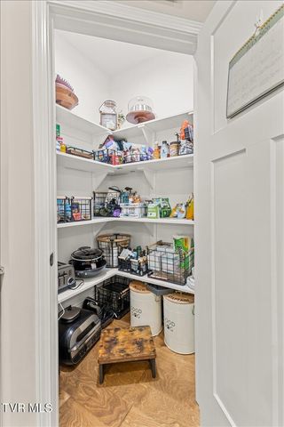 710 Hunts Terrace Drive, Kingsport, TN 37663