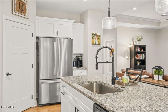 710 Hunts Terrace Drive, Kingsport, TN 37663