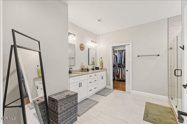 710 Hunts Terrace Drive, Kingsport, TN 37663