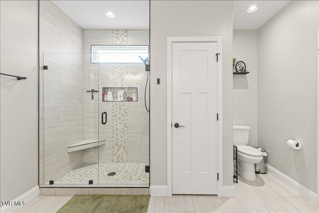 710 Hunts Terrace Drive, Kingsport, TN 37663