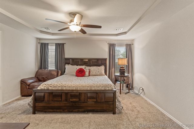 7321 S Hemlock Avenue, Broken Arrow, OK 74011