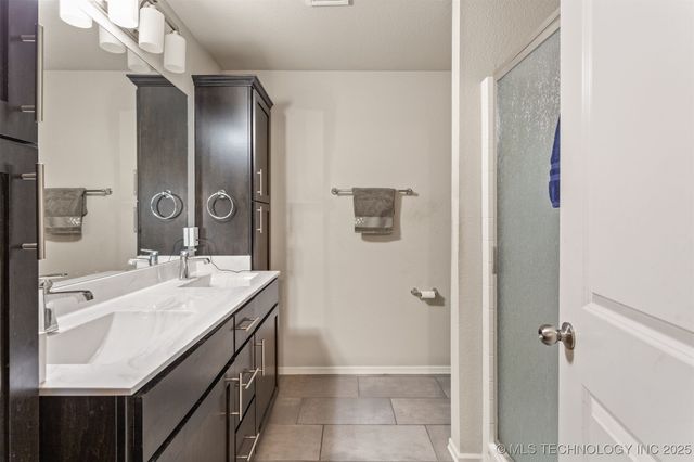 7321 S Hemlock Avenue, Broken Arrow, OK 74011