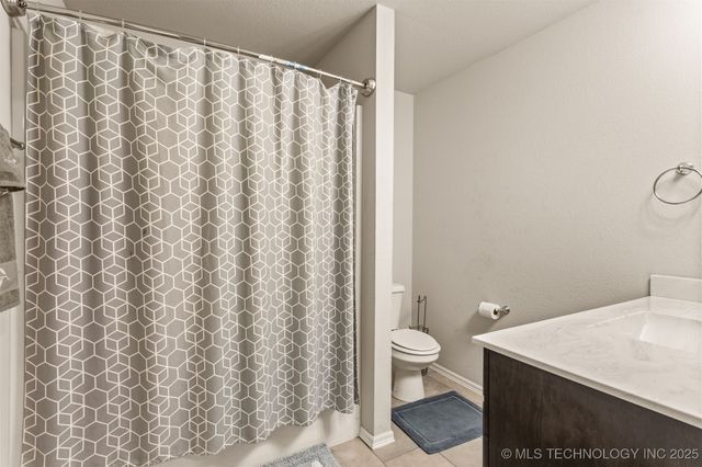 7321 S Hemlock Avenue, Broken Arrow, OK 74011