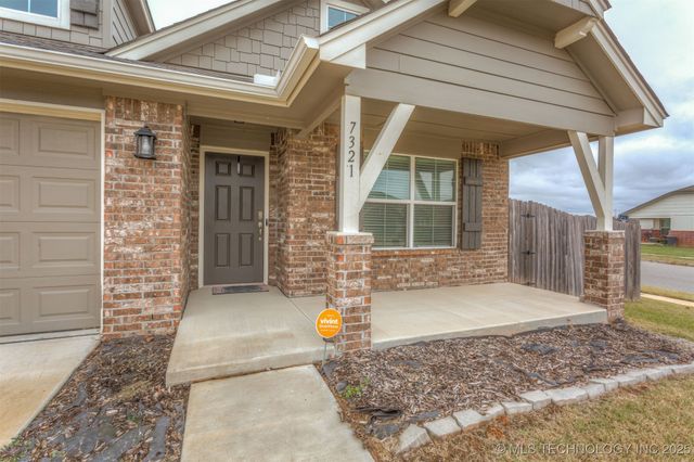 7321 S Hemlock Avenue, Broken Arrow, OK 74011