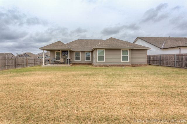 7321 S Hemlock Avenue, Broken Arrow, OK 74011