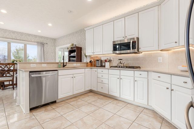 9800 Malibu Court, Plain City, OH 43064