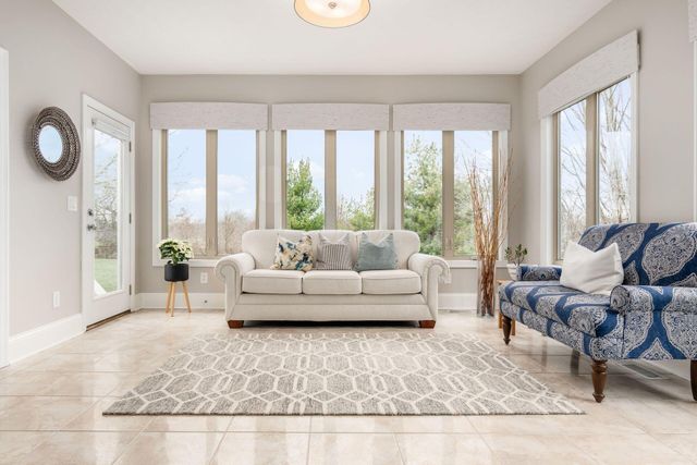 9800 Malibu Court, Plain City, OH 43064