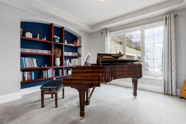 9800 Malibu Court, Plain City, OH 43064