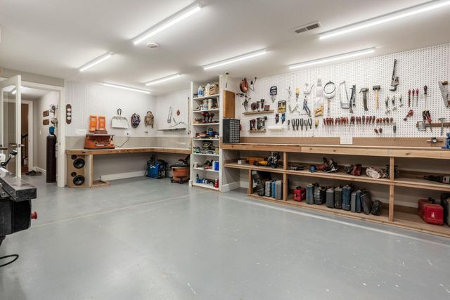 9800 Malibu Court, Plain City, OH 43064