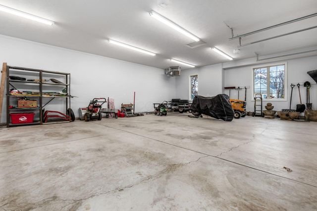 9800 Malibu Court, Plain City, OH 43064