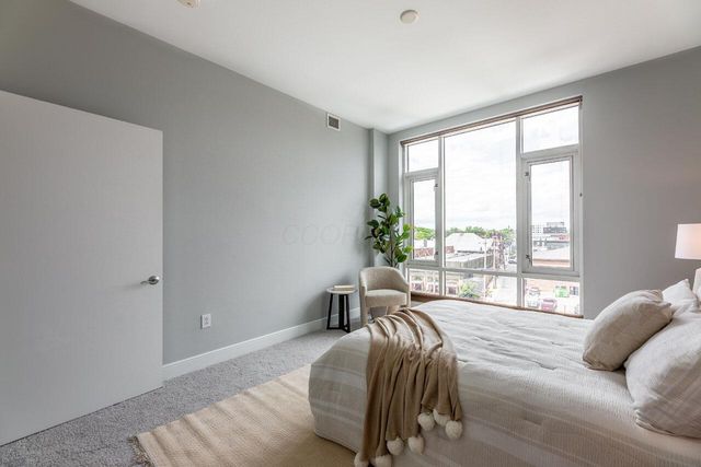 1145 N High Street, 404, Columbus, OH 43201