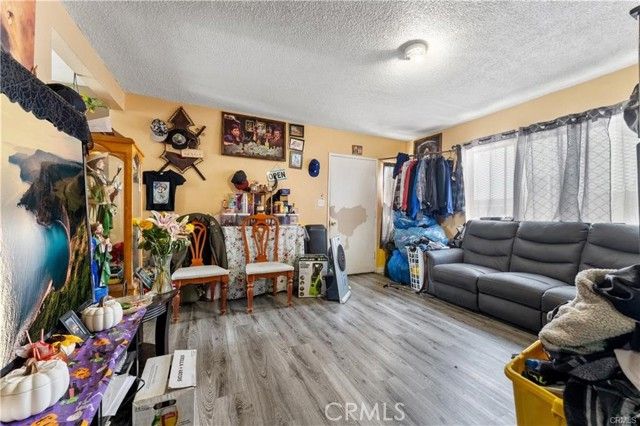 243 E 68th Street, Los Angeles, CA 90003