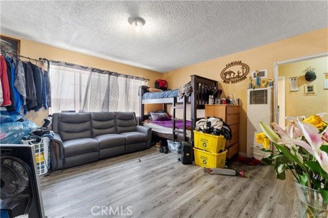 243 E 68th Street, Los Angeles, CA 90003