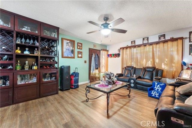 243 E 68th Street, Los Angeles, CA 90003