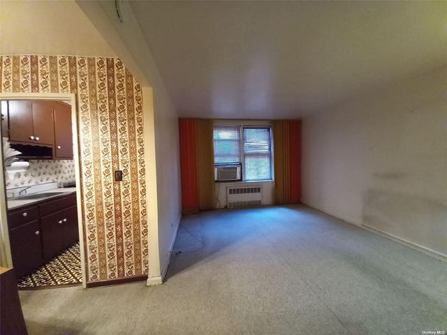 33-46 92nd Street 1R, Jackson Heights, NY 11372