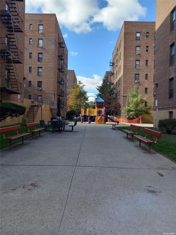 33-46 92nd Street 1R, Jackson Heights, NY 11372
