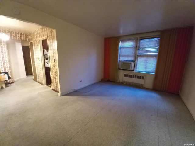 33-46 92nd Street 1R, Jackson Heights, NY 11372