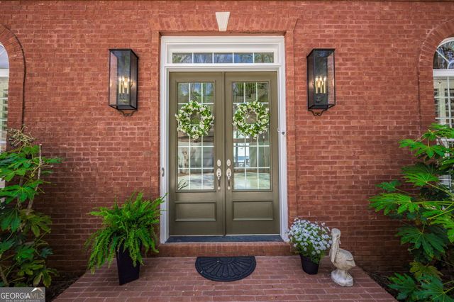 9510 Lisa Circle, Gainesville, GA 30506