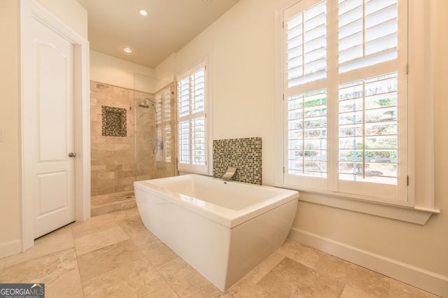 9510 Lisa Circle, Gainesville, GA 30506