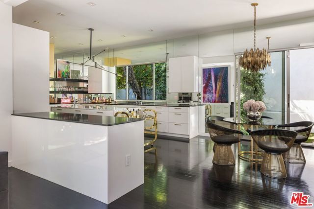 1311 N Beverly Drive, Los Angeles, CA 90210