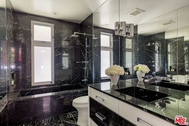 1311 N Beverly Drive, Los Angeles, CA 90210
