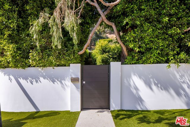 1311 N Beverly Drive, Los Angeles, CA 90210