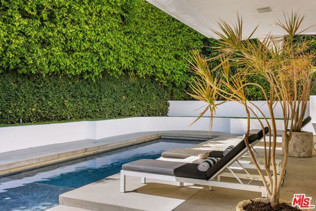 1311 N Beverly Drive, Los Angeles, CA 90210