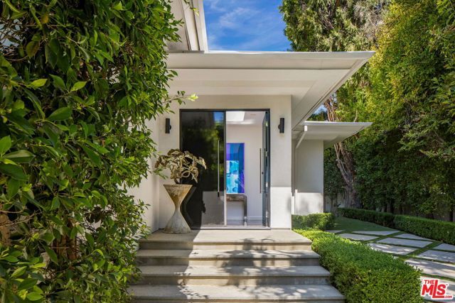 1311 N Beverly Drive, Los Angeles, CA 90210