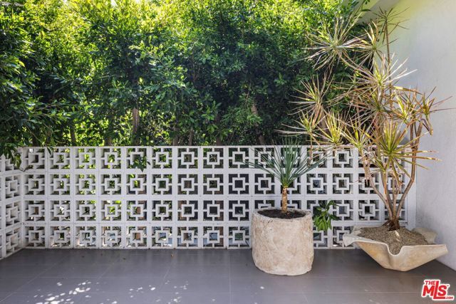 1311 N Beverly Drive, Los Angeles, CA 90210