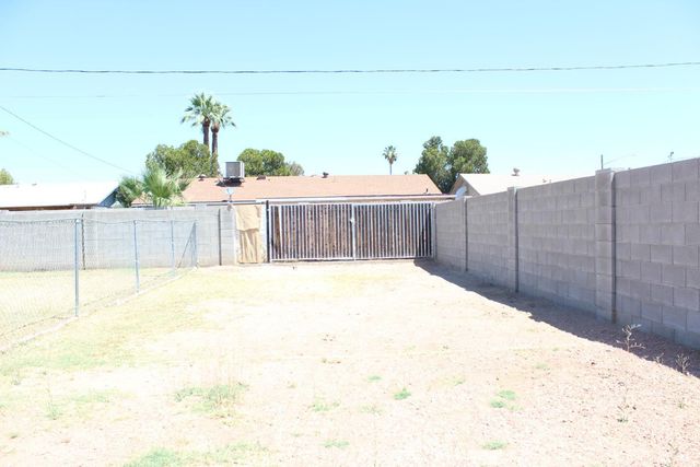 3932 W Griswold Road, Phoenix, AZ 85051