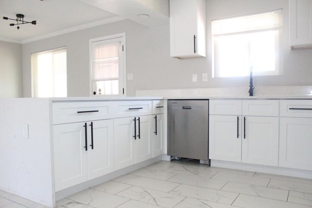 3932 W Griswold Road, Phoenix, AZ 85051