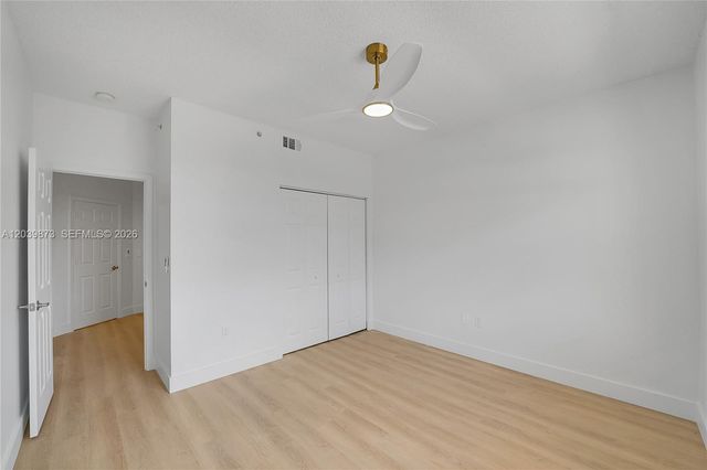 2020 Greenview Shores Blvd 109, Wellington, FL 33414