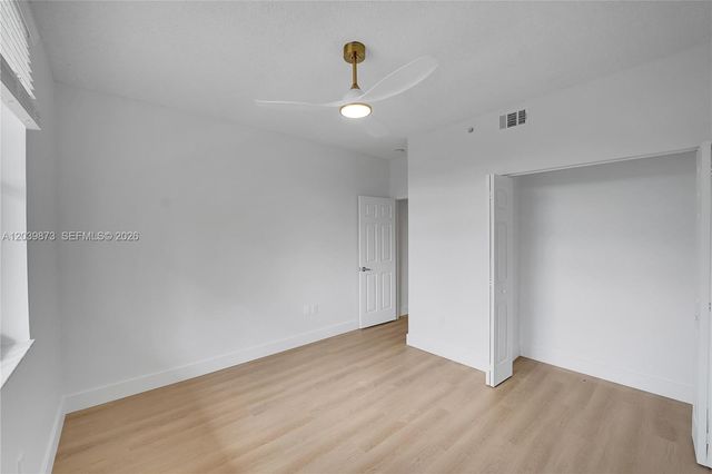 2020 Greenview Shores Blvd 109, Wellington, FL 33414