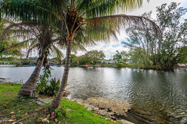 344 Payne Dr, Miami Springs, FL 33166