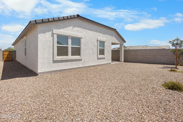18351 W HACKAMORE Drive, Wittmann, AZ 85361