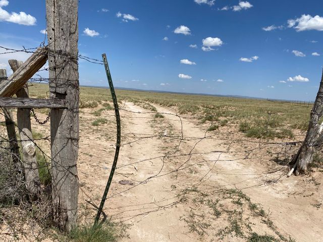 E Howell Road, Estancia, NM 87016