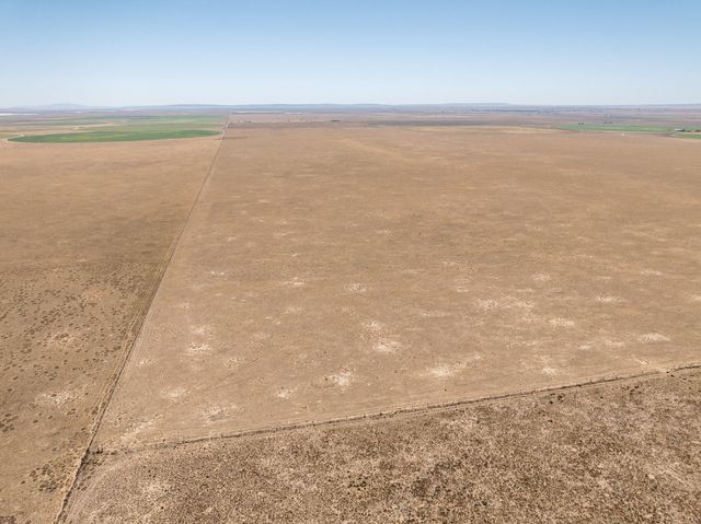 E Howell Road, Estancia, NM 87016